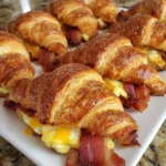 Breakfast Pillsbury Crescent Rolls – Flaky, Savory & Perfect for Busy Mornings!